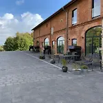 2 Am Herrenhaus Lägenhet