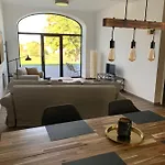 2 Am Herrenhaus Lägenhet Ahrensbok
